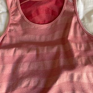 Mens red lululemon tank xxl